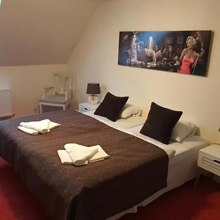 Kro Frøslev 3*